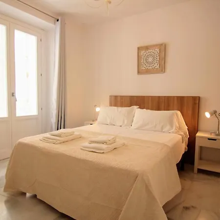 Апартаменти Gracia By Cadiz4rentals